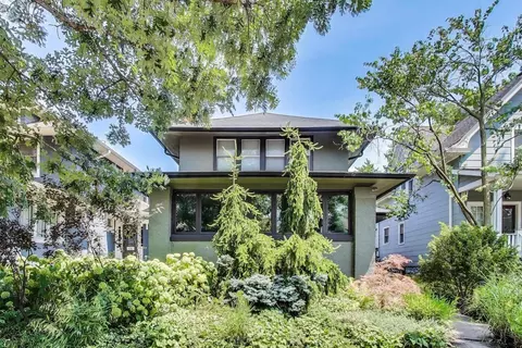 630 Wisconsin Ave, Oak Park, IL 60304