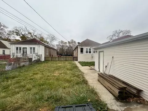 Exterior - 524 E 90th St, Chicago, IL 60619 photo 3 of 3