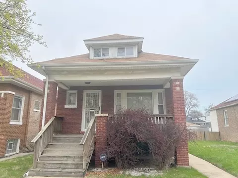 Exterior - 524 E 90th St, Chicago, IL 60619 photo 1 of 3
