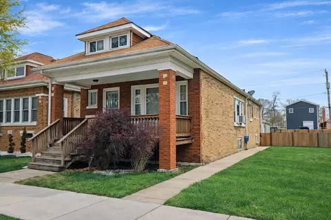 524 E 90th St, Chicago, IL 60619