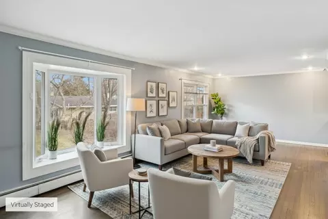 Living - 902 E Main St, Barrington, IL 60010 photo 1 of 5