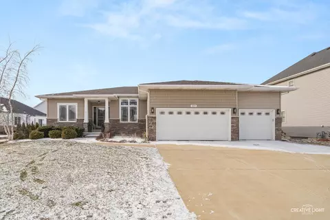 509 Marty Ln, Oswego, IL 60543