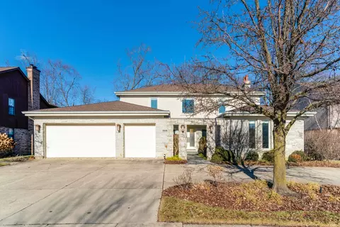 3926 Raintree Ln, Northbrook, IL 60062