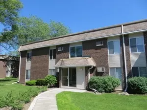 1115 Miller Ln #104, Buffalo Grove, IL 60089
