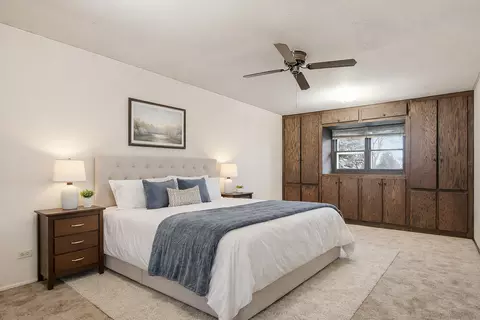 Bedroom - 4807 Paulsen St, Mchenry, IL 60051 photo 1 of 3