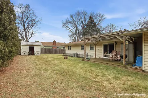 Exterior - 4807 Paulsen St, Mchenry, IL 60051 photo 3 of 3