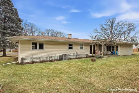 Exterior - 4807 Paulsen St, Mchenry, IL 60051 photo 1 of 3