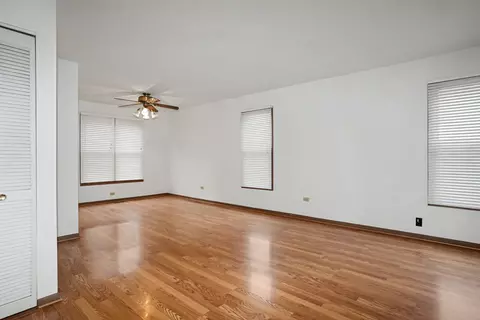 Living - 1410 Misthaven Ln, Elgin, IL 60123 photo 1 of 3