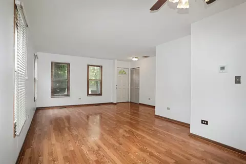 Living - 1410 Misthaven Ln, Elgin, IL 60123 photo 3 of 3