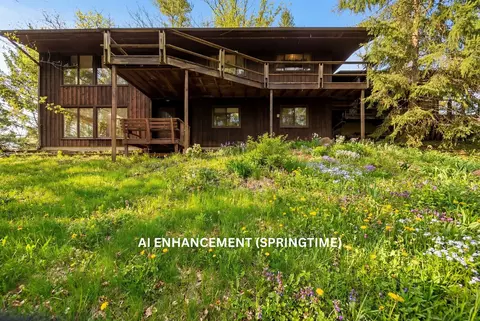 Exterior - 604 Hillandale Ct, Morrison, IL 61270 photo 8 of 13