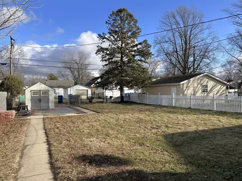 Exterior - 530 S Tanner Ave, Kankakee, IL 60901 photo 3 of 4