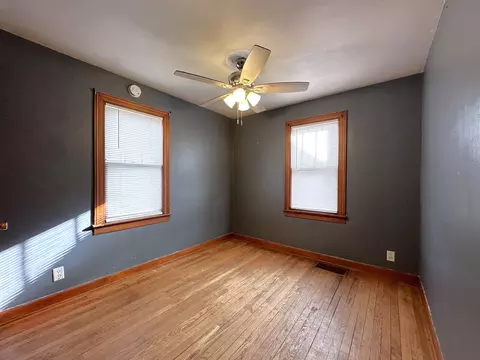 Bedroom - 530 S Tanner Ave, Kankakee, IL 60901 photo 1 of 2