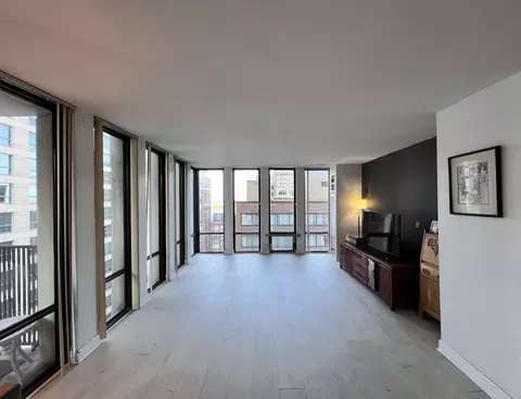 Living - 200 E Delaware Pl #19A, Chicago, IL 60611 photo 1 of 5