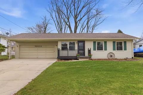 5 S333 Stewart Dr, Naperville, IL 60563