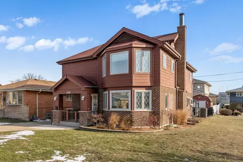 6013 N Emerson St, Rosemont, IL 60018