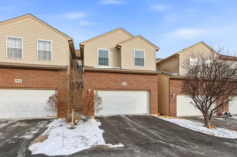 16414 Willow Walk Dr, Lockport, IL 60441
