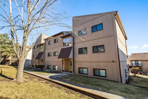 55 Vail Colony #6, Fox Lake, IL 60020