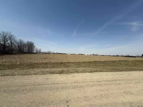 5314 N Timber Ridge Rd, Lena, IL 61048