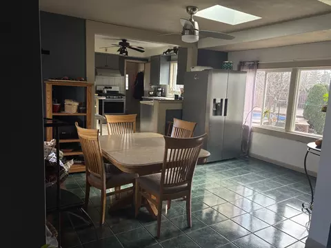 631 Bent St, Elgin, IL 60120 photo 20