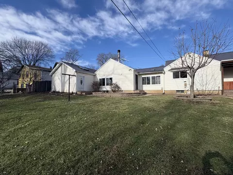 631 Bent St, Elgin, IL 60120 photo 40