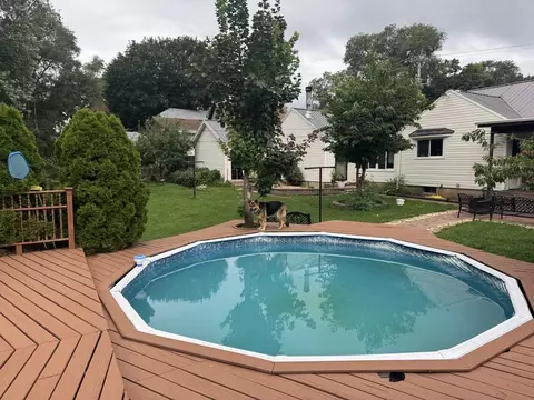 631 Bent St, Elgin, IL 60120 photo 8