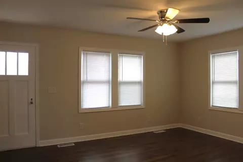 Living - 689 Bent St, Elgin, IL 60120 photo 1 of 1