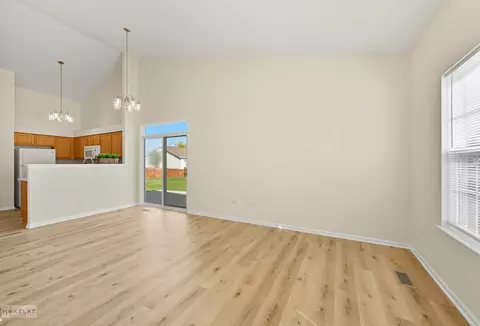 2813 Hoffman St, Plano, IL 60545 photo 7