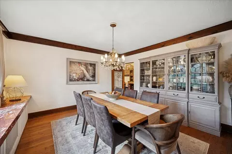 Dining - 285 Vernon Ave, Glencoe, IL 60022 photo 2 of 2
