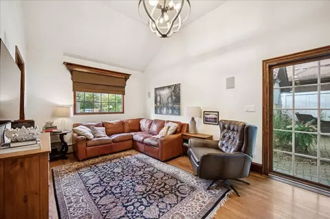 Living - 285 Vernon Ave, Glencoe, IL 60022 photo 6 of 7