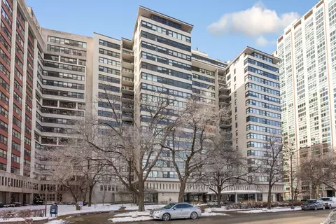 3440 N Lake Shore Dr #5A, Chicago, IL 60657
