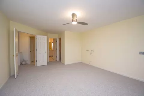 Undisclosed, Gurnee, IL 60031 photo 11