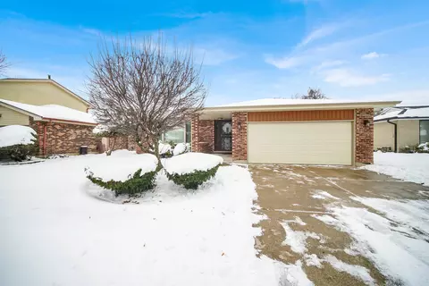 744 Academy Ave, Matteson, IL 60443
