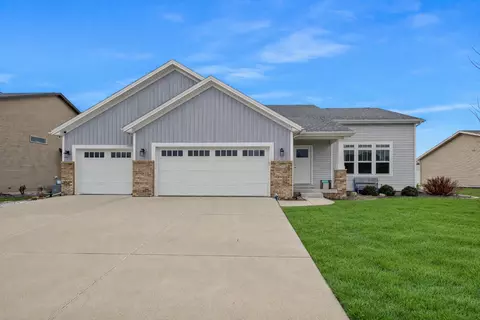 2745 Sedona Dr, Normal, IL 61761