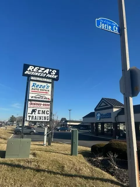 2385 Jorie Ct, Crest Hill, IL 60403