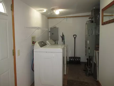 Other - 3902 W Claire Blvd, Midlothian, IL 60445 photo 1 of 3