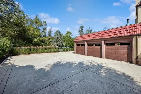 Exterior - Undisclosed, River Forest, IL 60305 photo 8 of 8