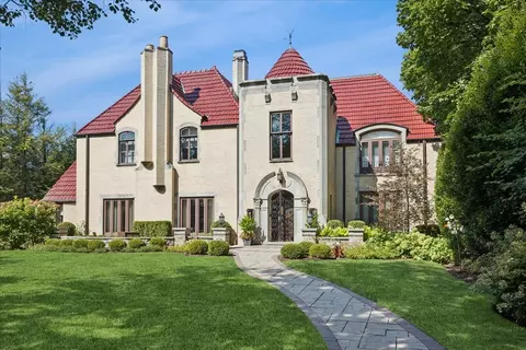 Exterior - Undisclosed, River Forest, IL 60305 photo 2 of 8