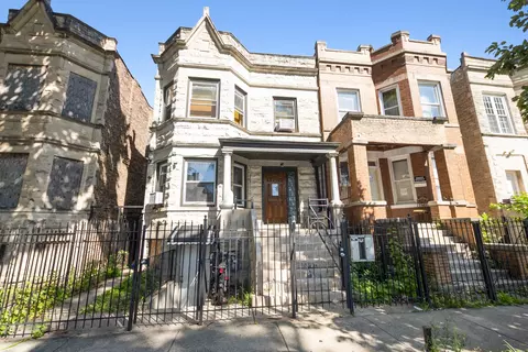 4220 W Monroe St, Chicago, IL 60624