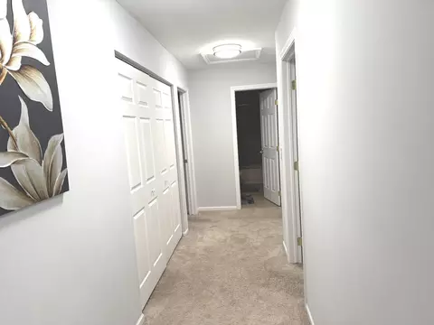 Entry Way - 953 Old Oak Cir #0, Algonquin, IL 60102 photo 1 of 1