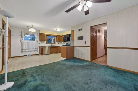 Other - 27 W084 Fleming Dr, Winfield, IL 60190 photo 2 of 7