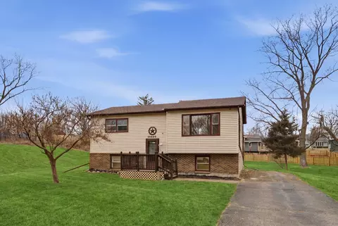 36680 N Helen Dr, Lake Villa, IL 60046