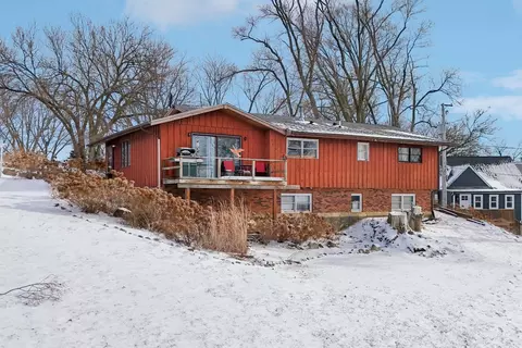 3624 Eastway Dr, Island Lake, IL 60042