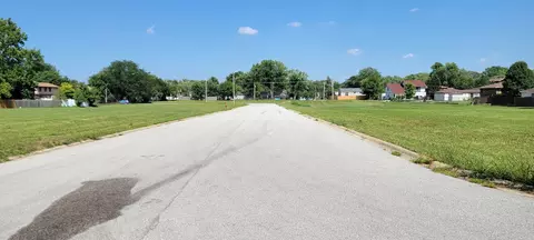 16909 Thackeray Lot Apt 8 St, Oak Forest, IL 60452 photo 3