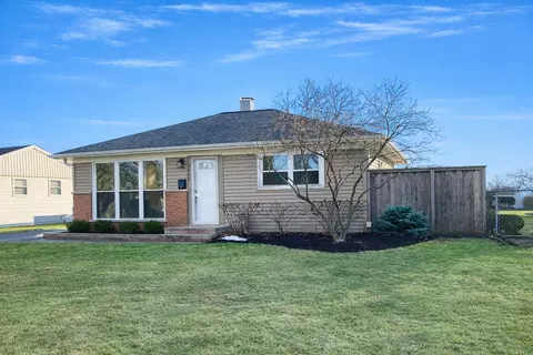 3605 Oriole Ln, Rolling Meadows, IL 60008