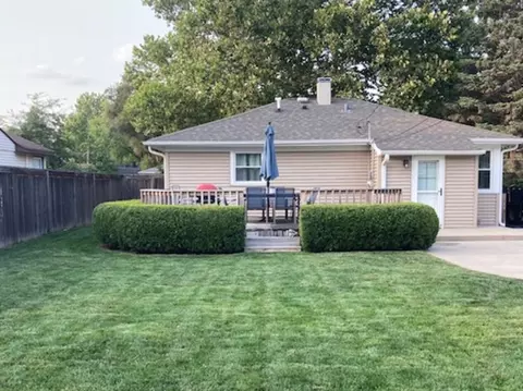 Exterior - 3605 Oriole Ln, Rolling Meadows, IL 60008 photo 8 of 9