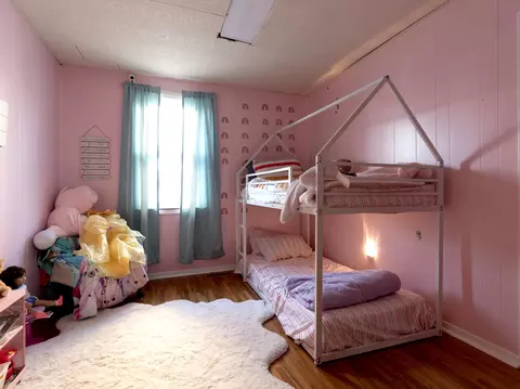Bedroom - 744 E Benton St, Morris, IL 60450 photo 2 of 3