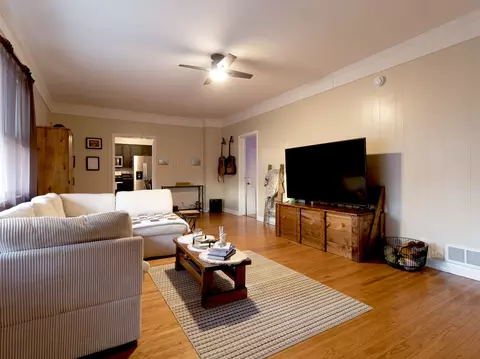 Living - 744 E Benton St, Morris, IL 60450 photo 2 of 2