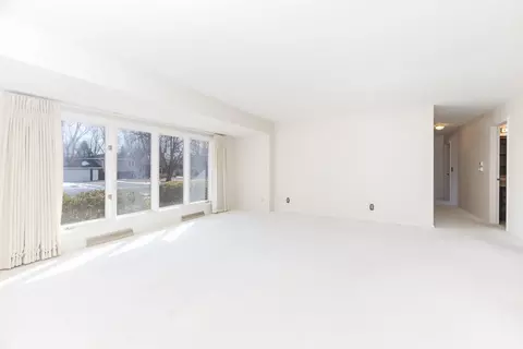 Living - 207 Hampton Dr, Bloomington, IL 61704 photo 1 of 6