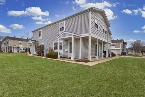 655 Hale Ct, Wheeling, IL 60090