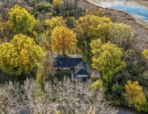 41 W229 Colson Dr, Saint Charles, IL 60175